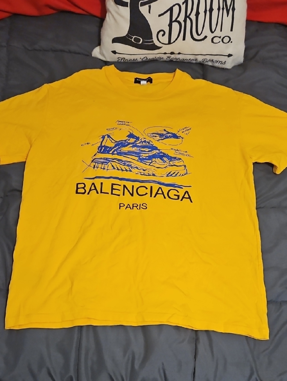 Balenciaga Men's Bright Yellow Tee Size L